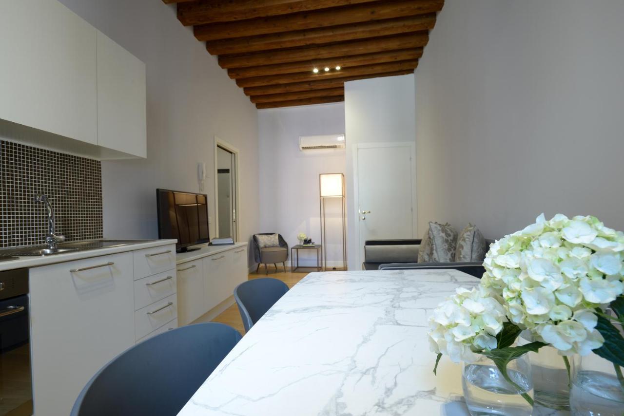 Aparthotel La Fenice Venice